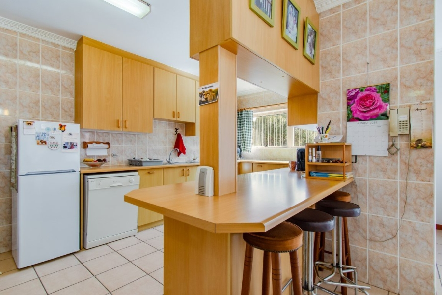 3 Bedroom Property for Sale in Bizweni Western Cape